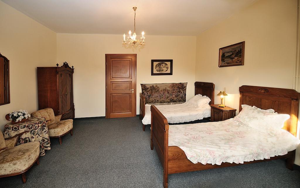Dworek Pod Herbem Gądkowice Zimmer foto